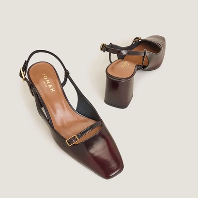 Heeled slingbacks in patinated burgundy leather | dadelle