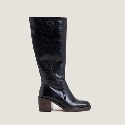 Laminated heel boots in aged black leather | bijou