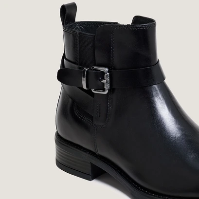 Boots with Buckles black