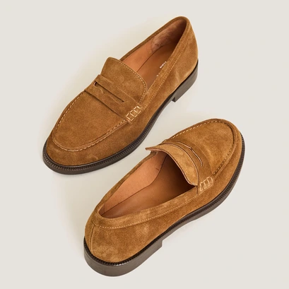 Loafers with Rounded Toe in cognac split leather | dracula