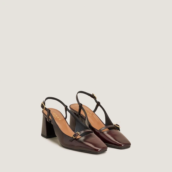 Heeled Slingbacks in patinated burgundy leather | DADELLE