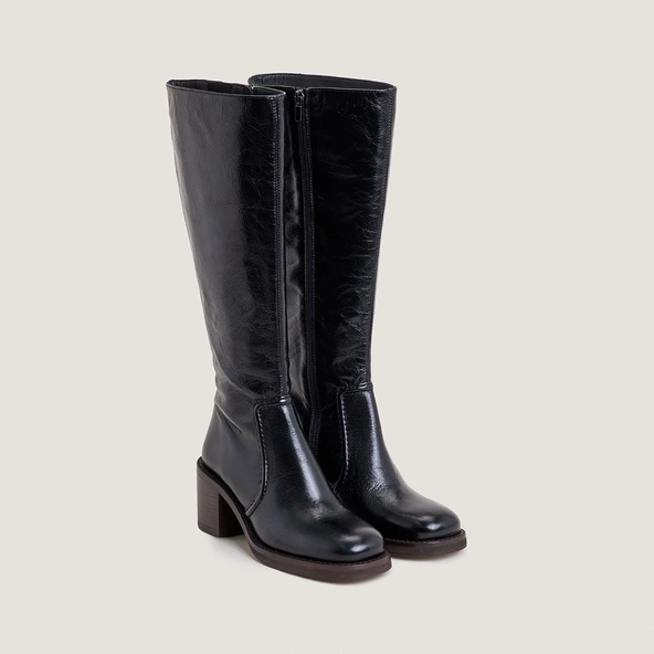 Laminated Heel Boots in aged black leather | BIJOU