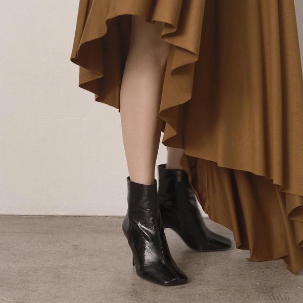 Square-Toe Booties with Thin Heels in shiny black leather | BELFAST