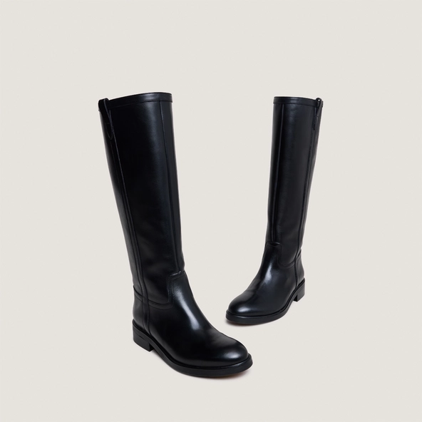 Round-toe boots in black leather | MARGOT