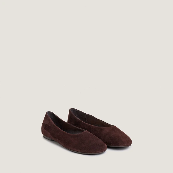 Ballet Flats with Rounded Toe in brown velvet | DERLINE