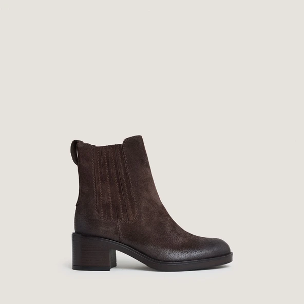 Heeled Boots in dark brown split leather | COLETTE