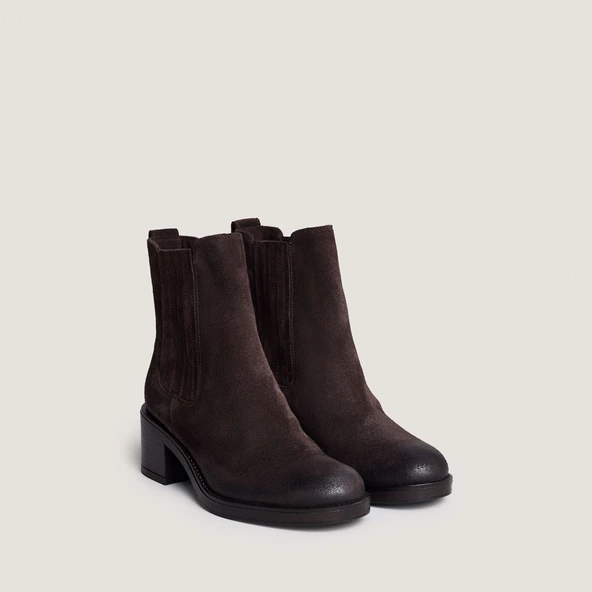 Heeled Boots in dark brown split leather | COLETTE