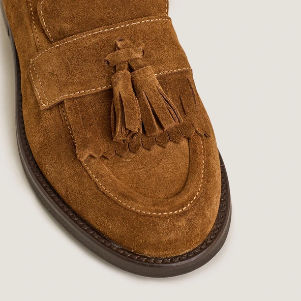 Loafers with Tassels in cognac split leather | DIE