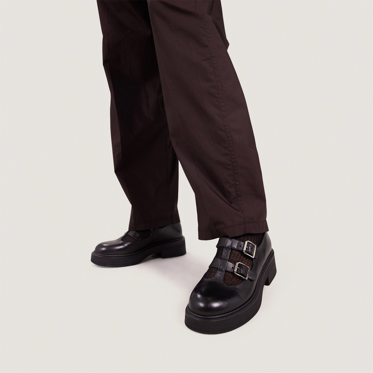 Platform Mary Janes with double straps in black leather | DURSULA
