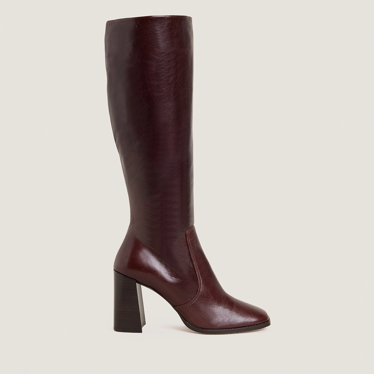High-heeled boots in aged chocolate leather | VAUBY