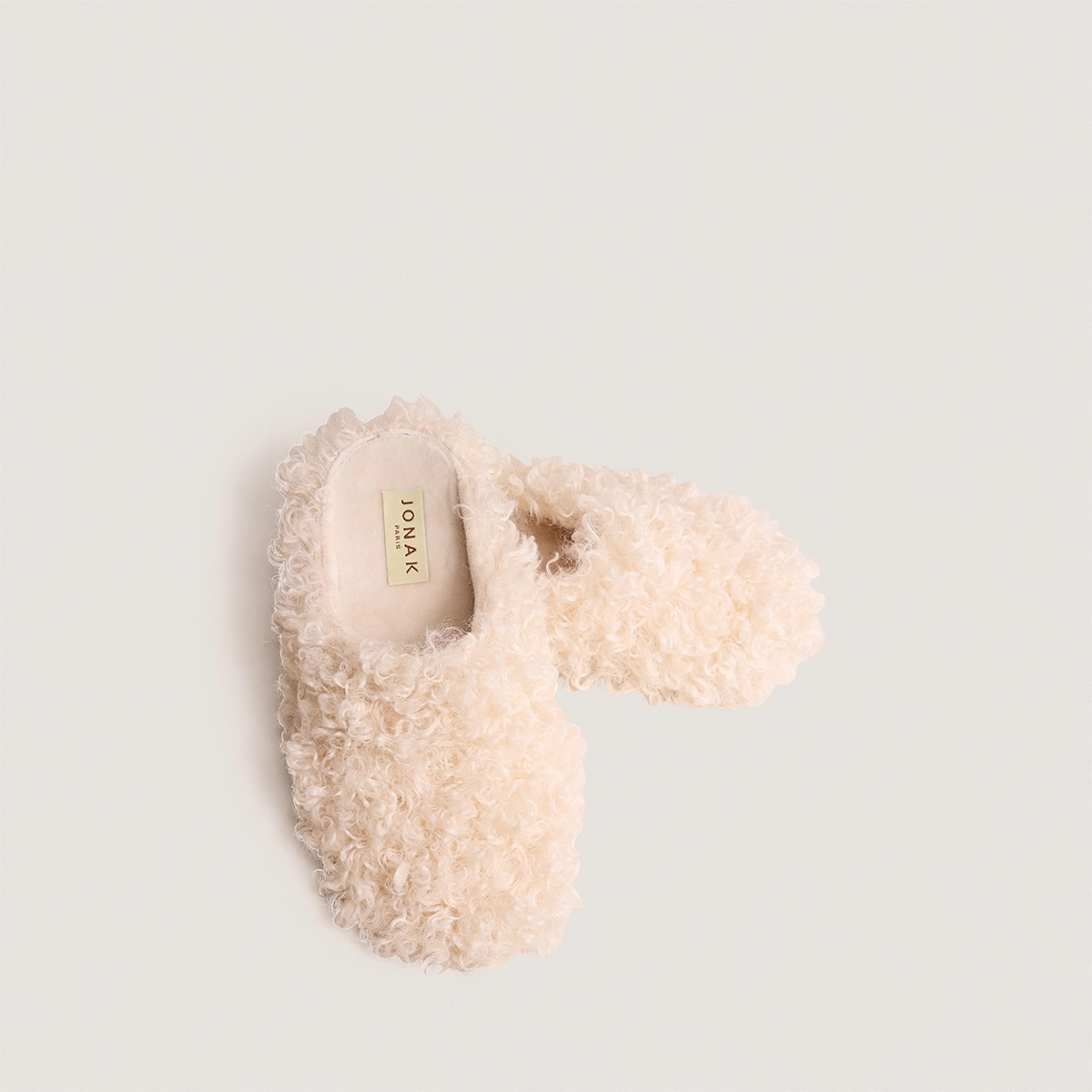 Slippers in beige fluffy fabric | JUDIE