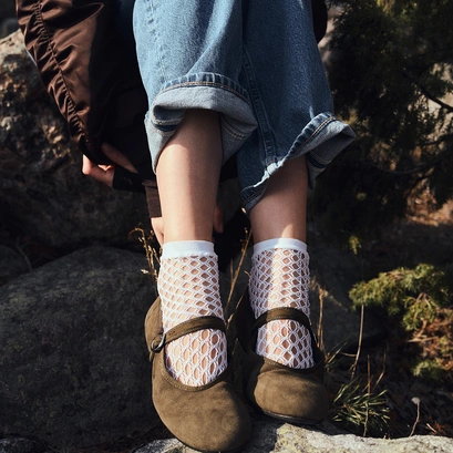 Ballet flats with straps and adjustable buckles in khaki velvet | deesse