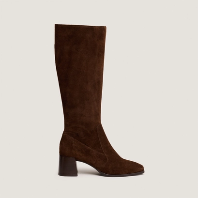 Square-toe boots in brown suede | argentine