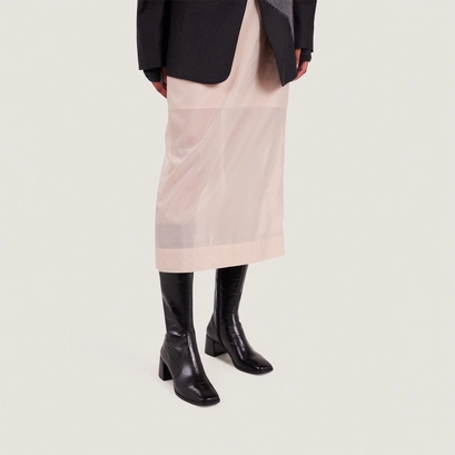 Square-toe boots in black split leather | argentine