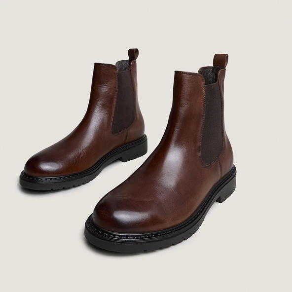 Chelsea boots in brown patinated leather | AMICAL