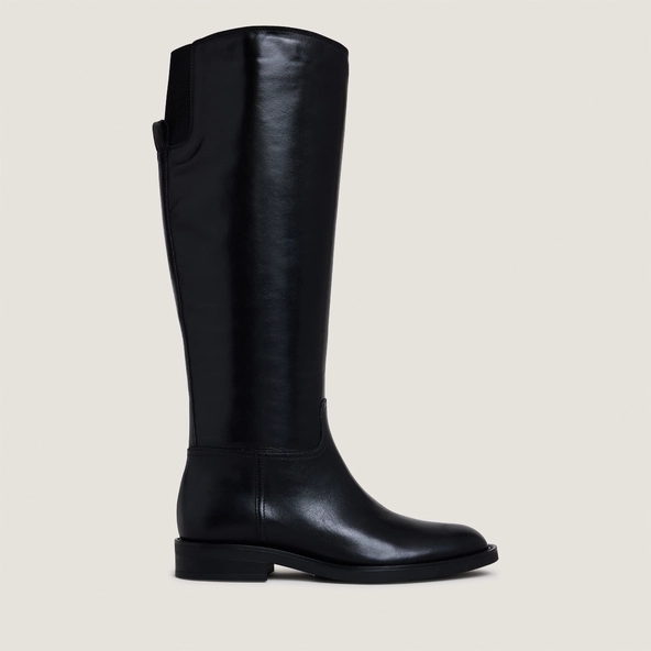 Boots with round toes in black leather | CATHY