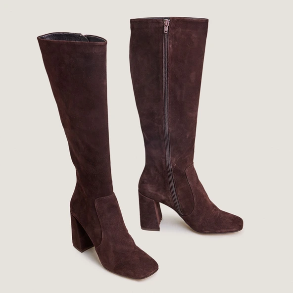 Heeled boots in brown velvet | VAUBUSSY