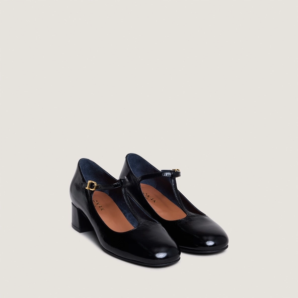 T-strap kitten heels in shiny black leather | DALOME