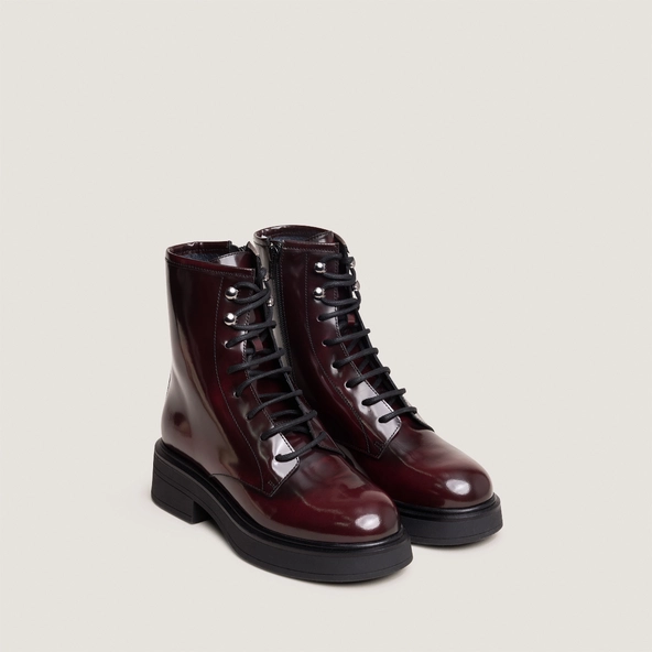 Lace-up boots in burgundy patinated leather | DOSCAR