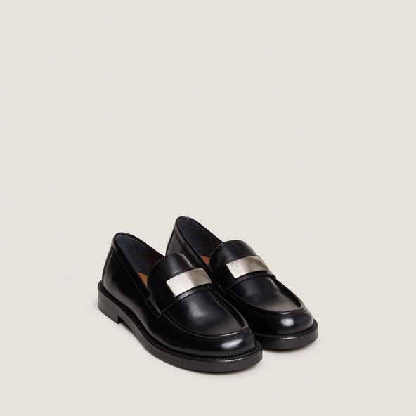 Round-toe loafers in black leather | DANAIS