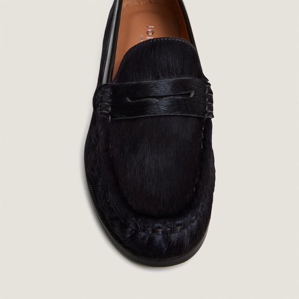 Almond-toe loafers in dark brown pony hair | DELICE
