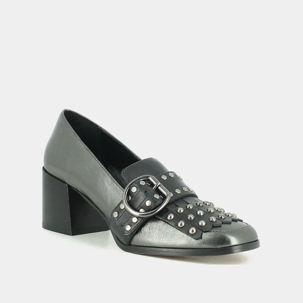 Heeled moccasins in steel metallic leather with fringed tab and cabochons | CHACHOU