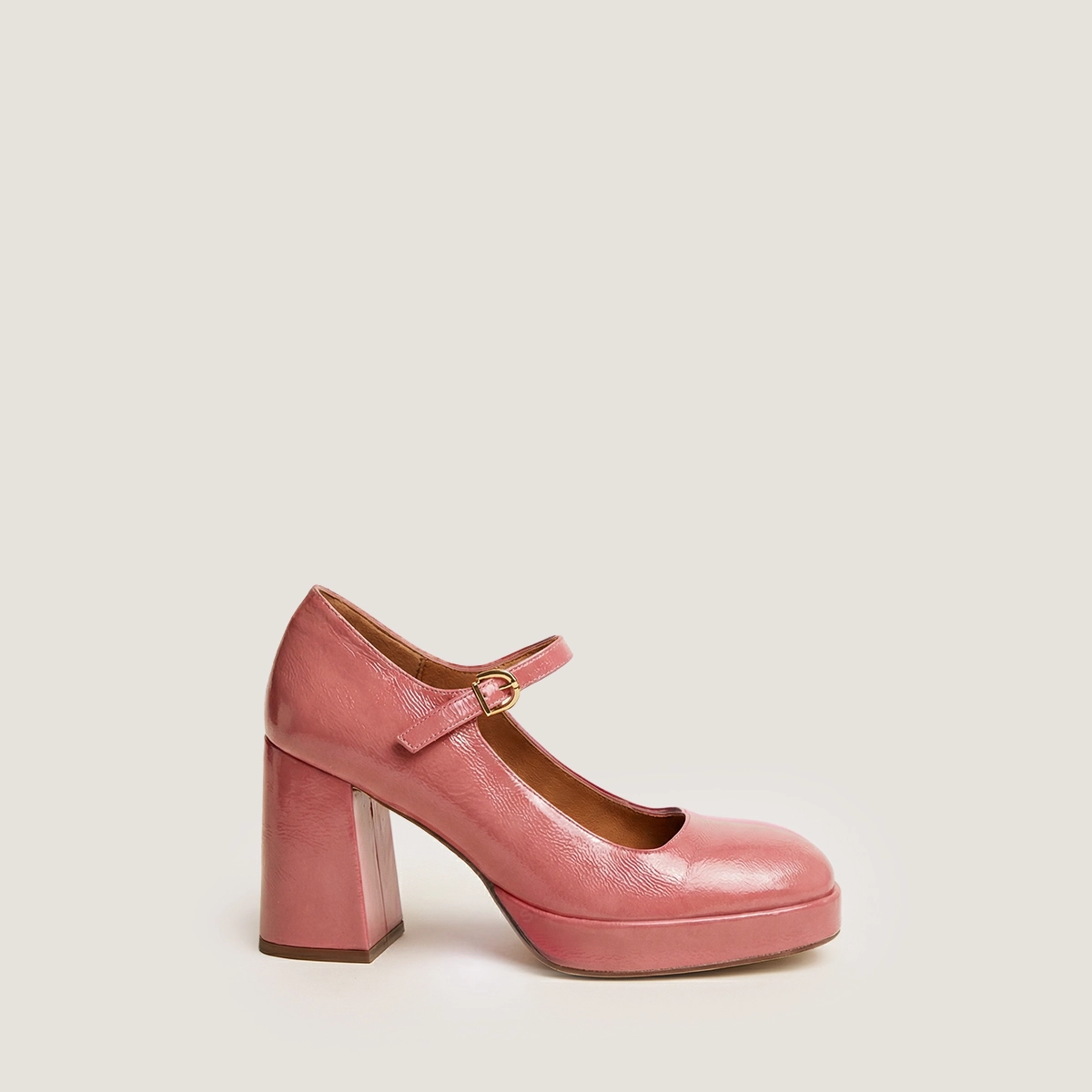 Platform Mary Janes with rounded toes in dusty pink patent crinkled leather | VERITOX