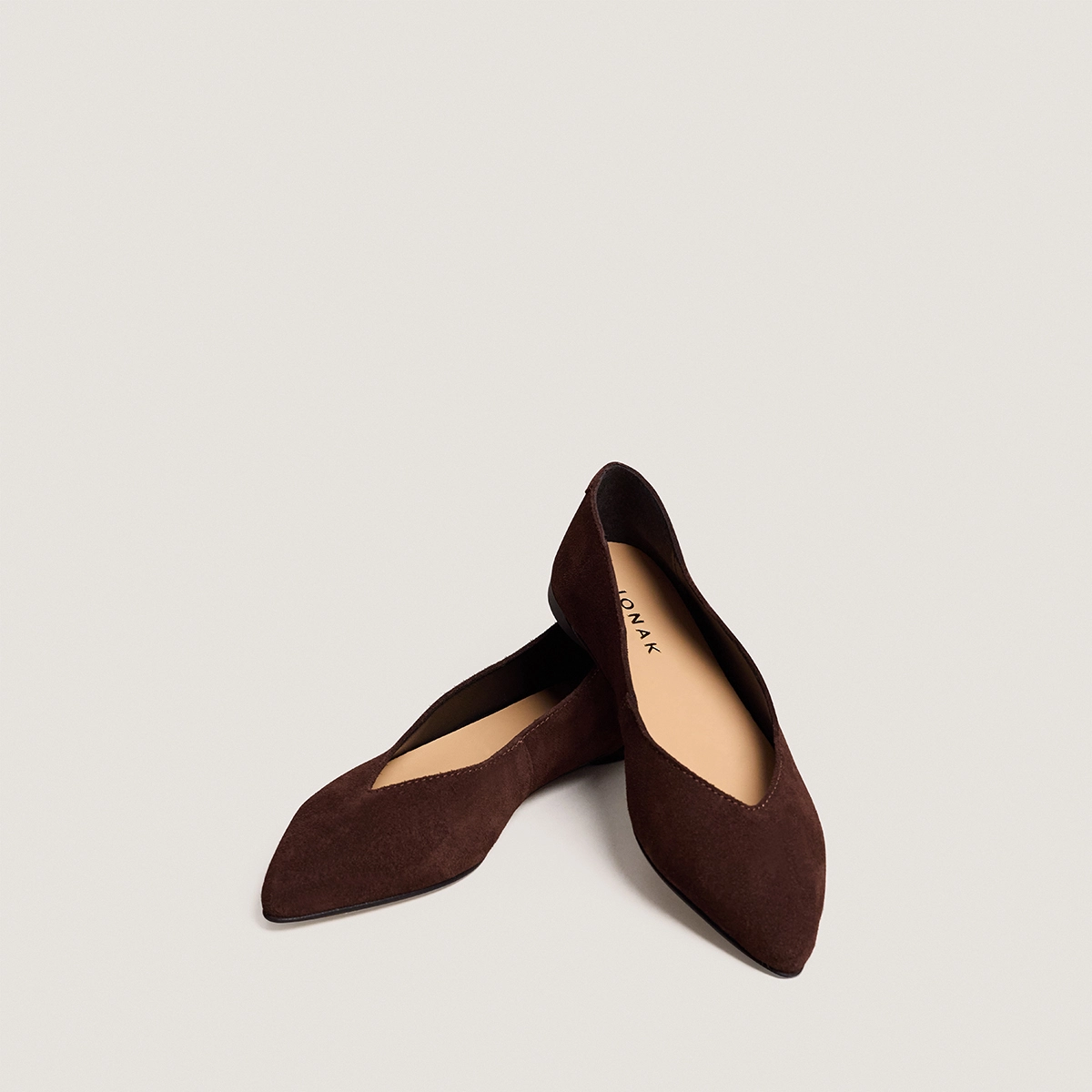 Pointed-toe ballet flats in dark brown split leather | NOEMIE