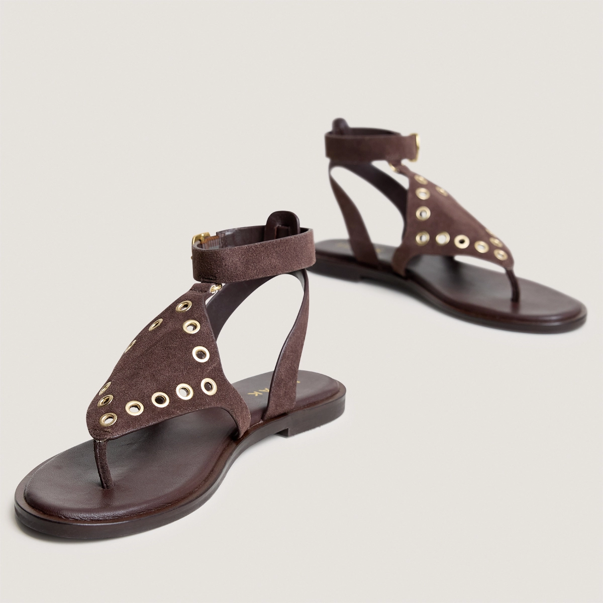 Structured toe-post sandals in dark brown split leather | WOOPS