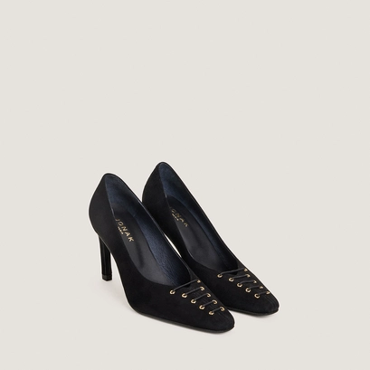 Pumps with front detail in black velvet | drapy