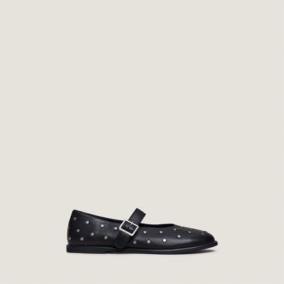 Ballet flats with buckles and studs in black leather | jolie