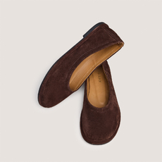 Round-toe ballet flats brown