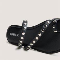 Flat sandals with thin straps black