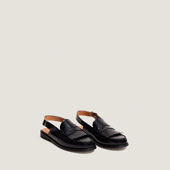 Open-back loafers in black glossy leather | AUDELLE