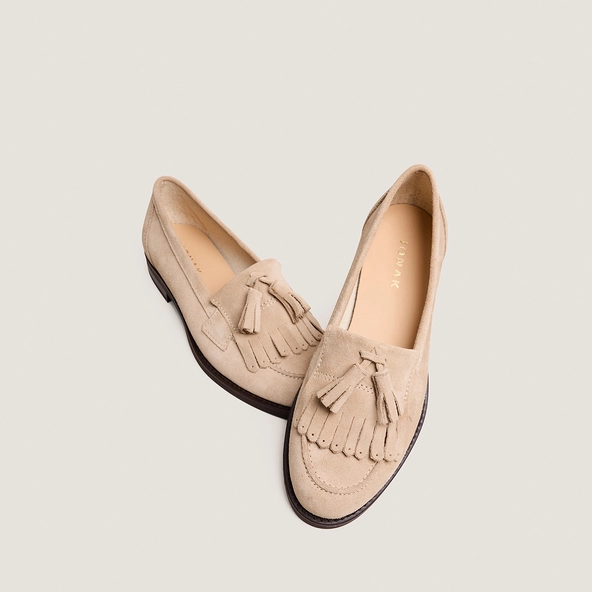 Tasseled loafers in ivory split leather | NELLE