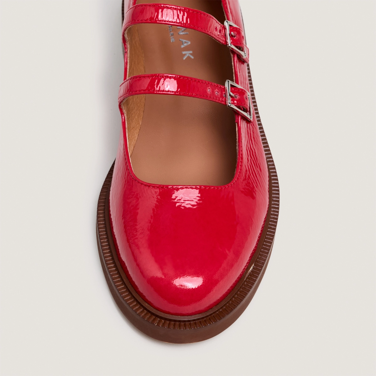 Double-strap ballet flats in berry red pleated patent leather | DREAMY