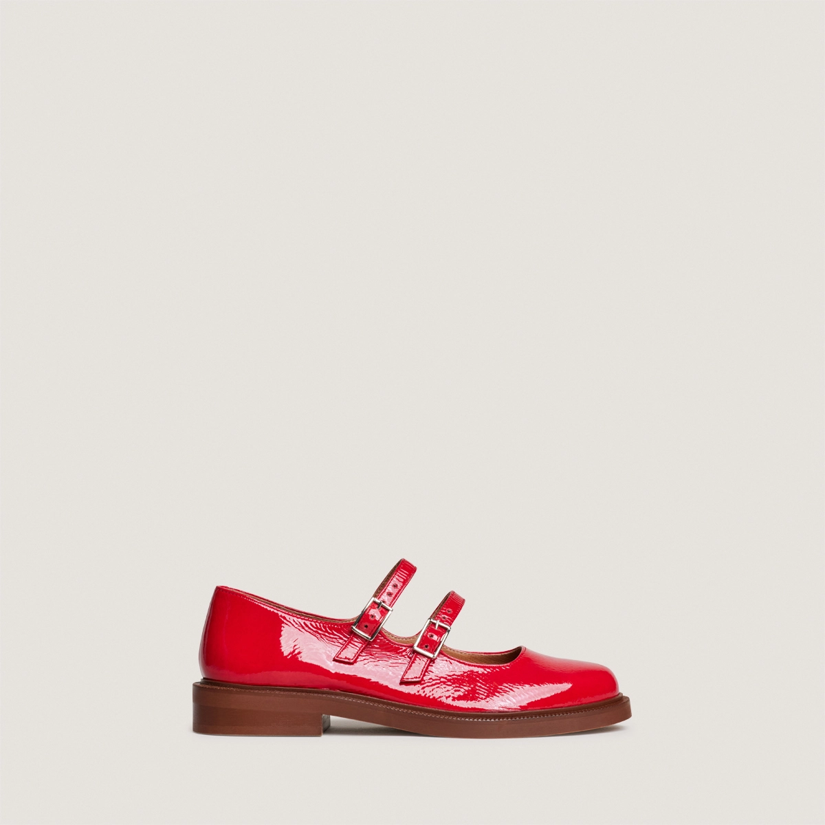 Double-strap ballet flats in berry red pleated patent leather | DREAMY