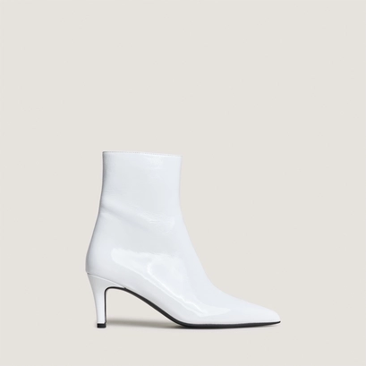 Ankle boots with slim heels in white pleated patent leather | diemina