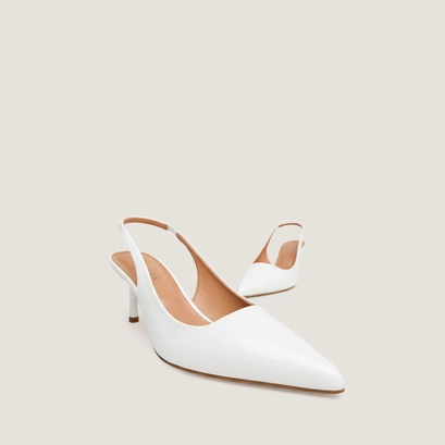 Pointed-toe pumps in white patent leather | diamantine