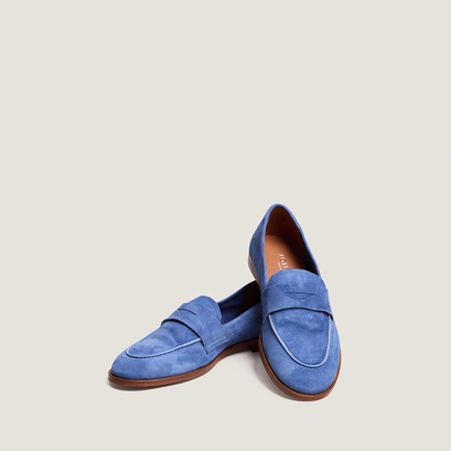 Round-toed loafers in steel blue suede | thelma
