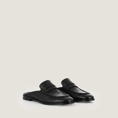 Backless loafers in black distressed leather | deauville