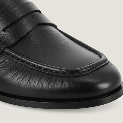 Backless loafers in black distressed leather | deauville