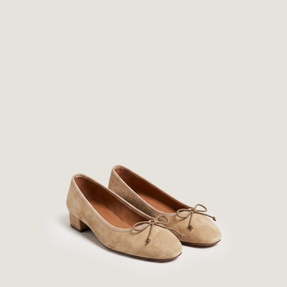 Heeled ballet flats in camel and beige suede | dadou