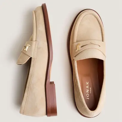 Round-toe monogram loafers in sand split leather | duedi