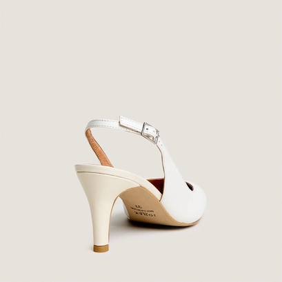 Slingback pumps in ecru leather and patent leather | destelle