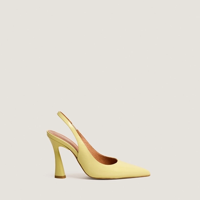 Pointed-toe slingback pumps in pale yellow pleated patent leather | dressy