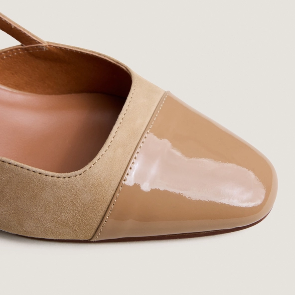 Heeled slingbacks in camel patent leather and suede | DHAPOP