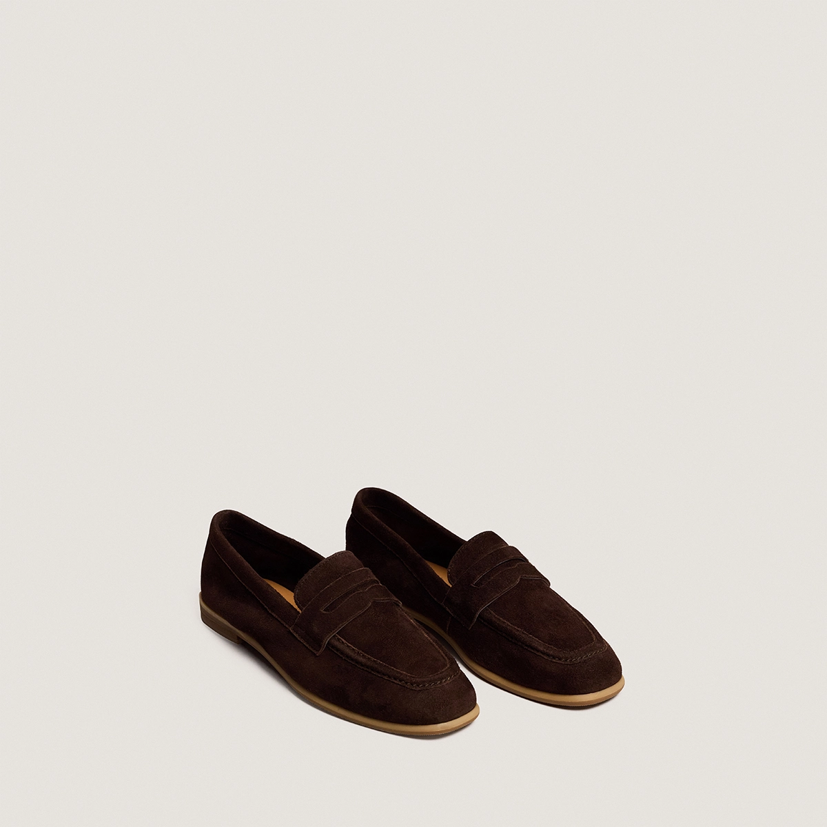 Round-toe flat loafers in brown suede | ACA