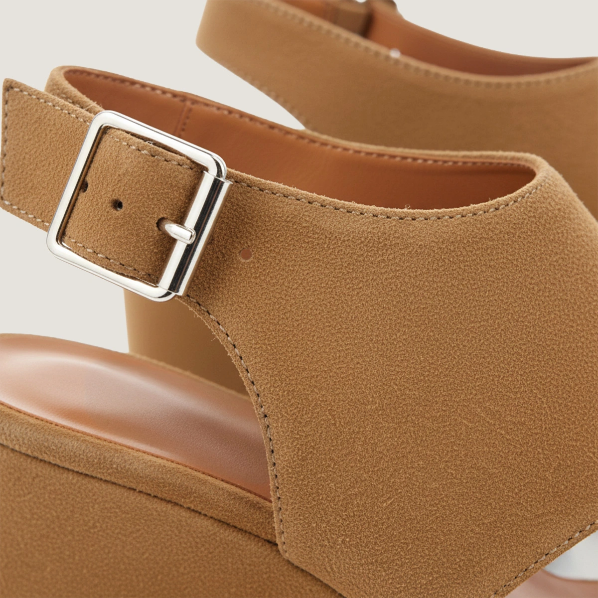 Wedge sandals with adjustable straps in taupe split leather | DABLO