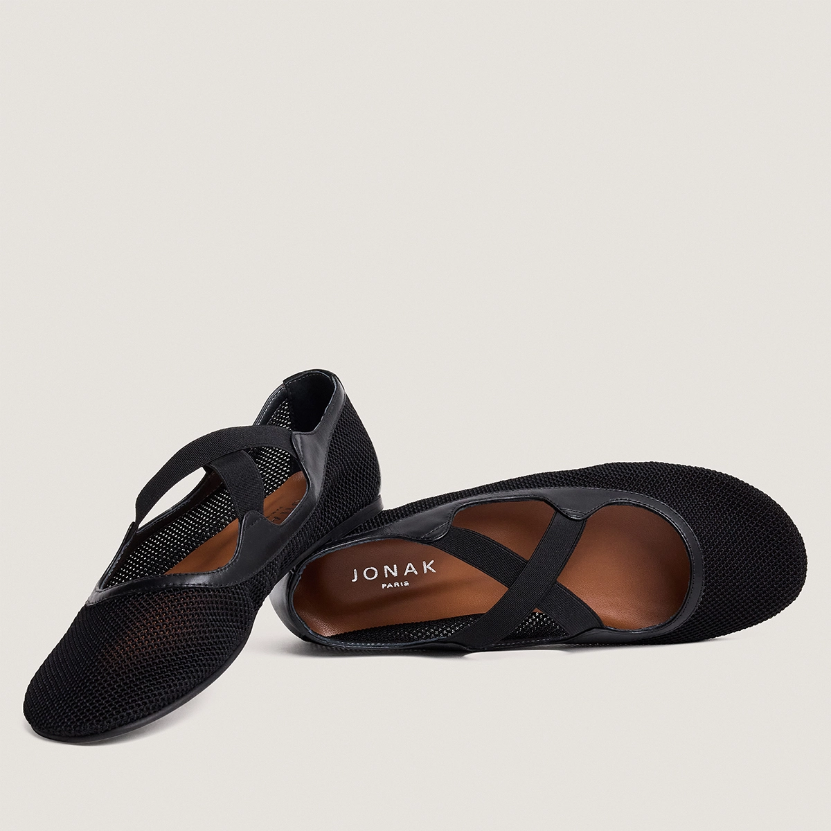 Elasticated ballet flats in black mesh and black leather | DESSIN